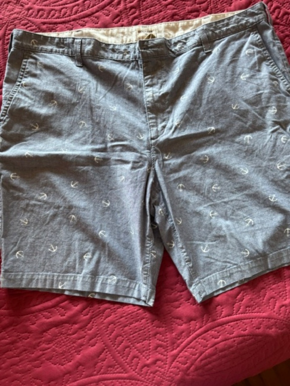 Dockers blue /white anchor shorts size 42 excellent condition